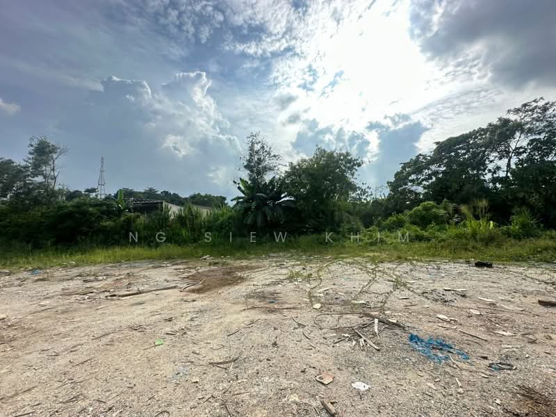Industrial Land for Rent in Kampung Pulau Meranti (Puchong) - Ng Siew Khim - Exterior - PropertyGuru.com.my