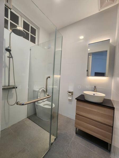 Leisure Farm untuk Untuk Disewa - RM 28,000 /bulan, Mac 2026 - Bathroom - PropertyGuru.com.my