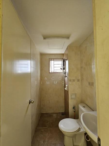 Apartment for Rent at Puteri Bayu Apartment - Jacob Simmon - PropertyGuru.com.my