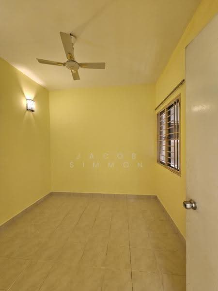 Apartment for Rent at Puteri Bayu Apartment - Jacob Simmon - PropertyGuru.com.my