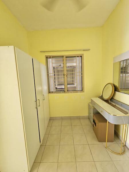 Apartment for Rent at Puteri Bayu Apartment - Jacob Simmon - PropertyGuru.com.my