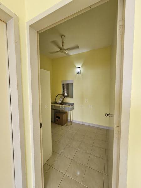 Apartment for Rent at Puteri Bayu Apartment - Jacob Simmon - PropertyGuru.com.my