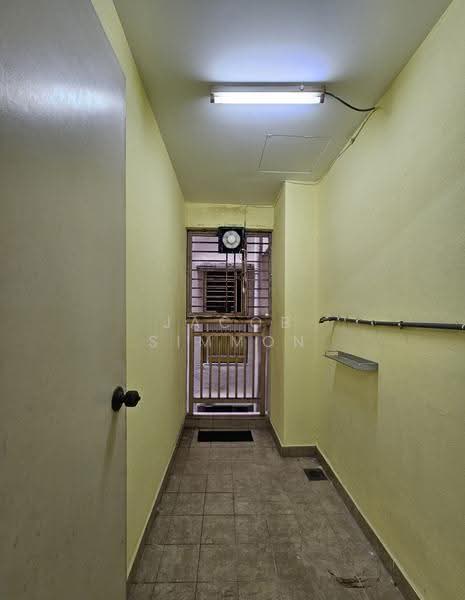 Apartment for Rent at Puteri Bayu Apartment - Jacob Simmon - PropertyGuru.com.my