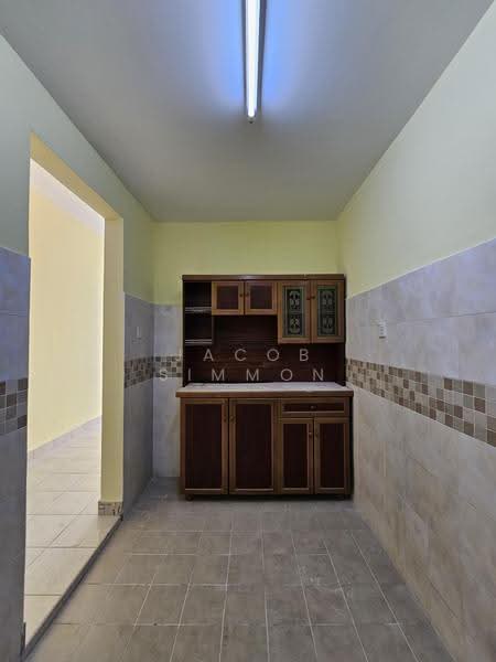 Apartment for Rent at Puteri Bayu Apartment - Jacob Simmon - PropertyGuru.com.my