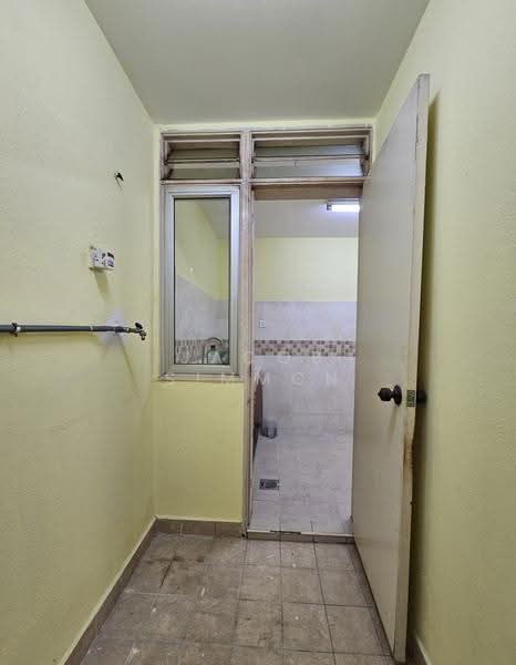 Apartment for Rent at Puteri Bayu Apartment - Jacob Simmon - PropertyGuru.com.my