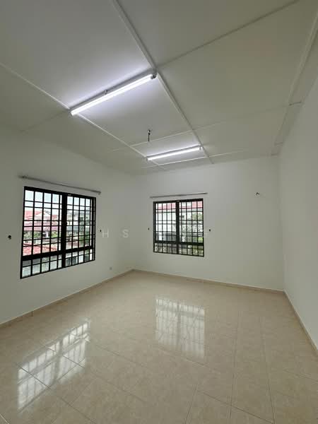 Semi-Detached House for Rent in Bandar Bukit Tinggi 2 (Klang) - HS Ong - Bedroom - PropertyGuru.com.my