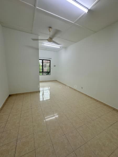 Semi-Detached House for Rent in Bandar Bukit Tinggi 2 (Klang) - HS Ong - Bedroom - PropertyGuru.com.my