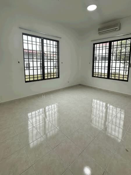 Semi-Detached House for Rent in Bandar Bukit Tinggi 2 (Klang) - HS Ong - Bedroom - PropertyGuru.com.my