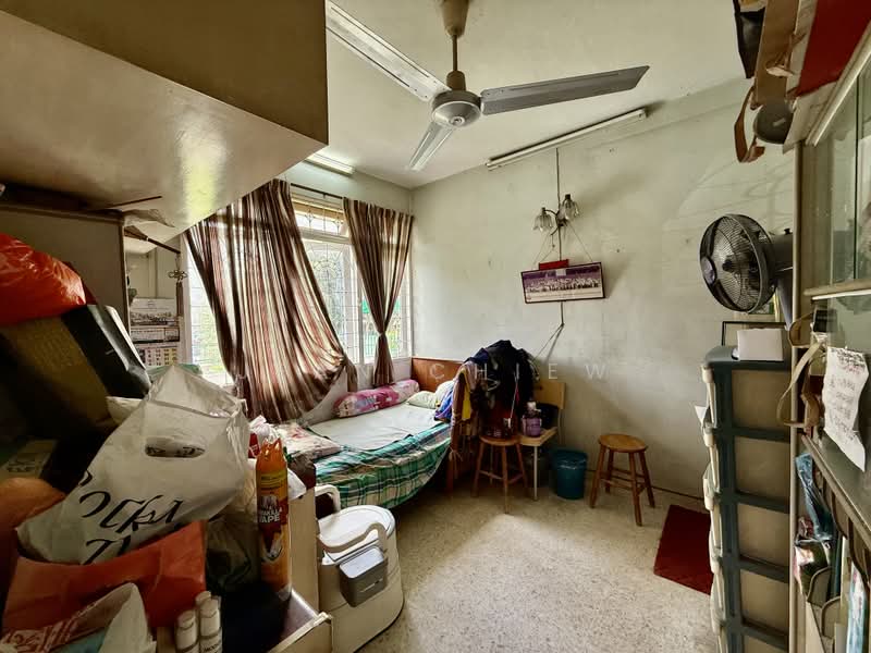 Bungalow House untuk Dijual di Taman Bukit Desa (Taman Desa) - Jean Chiew - Bedroom - PropertyGuru.com.my