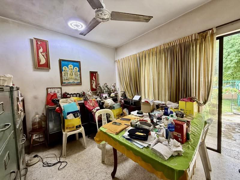 Bungalow House untuk Dijual di Taman Bukit Desa (Taman Desa) - Jean Chiew - PropertyGuru.com.my