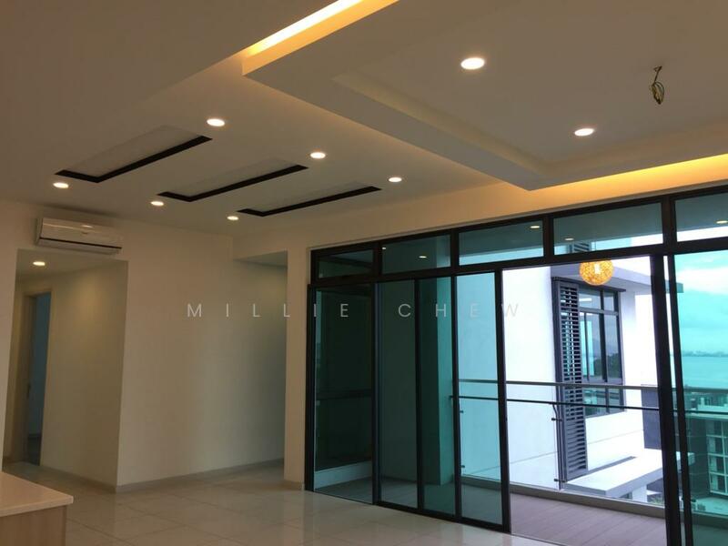 Kondominium untuk Dijual di The Light Collection III - Millie Chew - Living Room - PropertyGuru.com.my