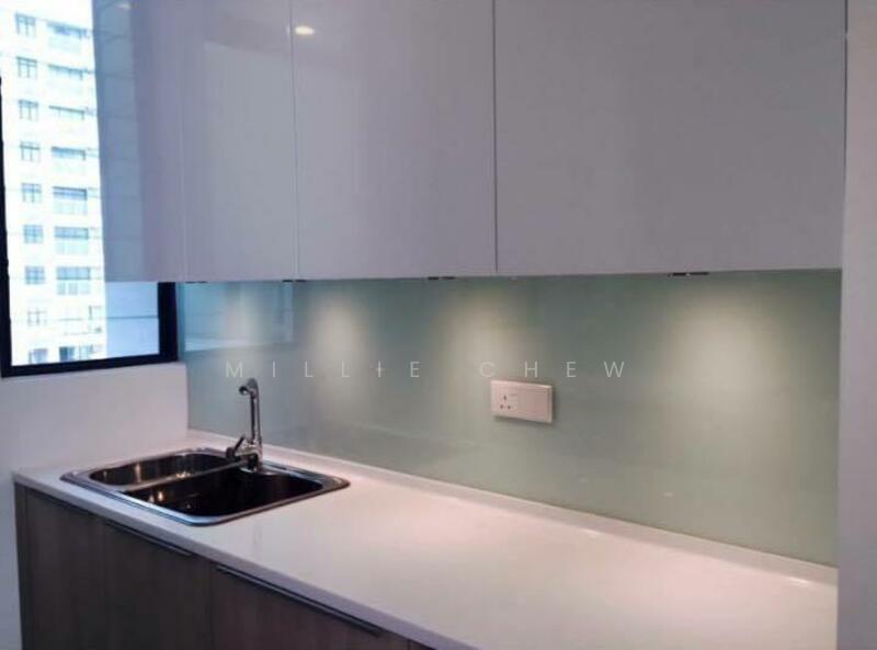 Kondominium untuk Dijual di The Light Collection III - Millie Chew - Kitchen - PropertyGuru.com.my