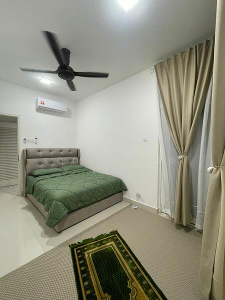 Untuk Disewa - Flora Rosa