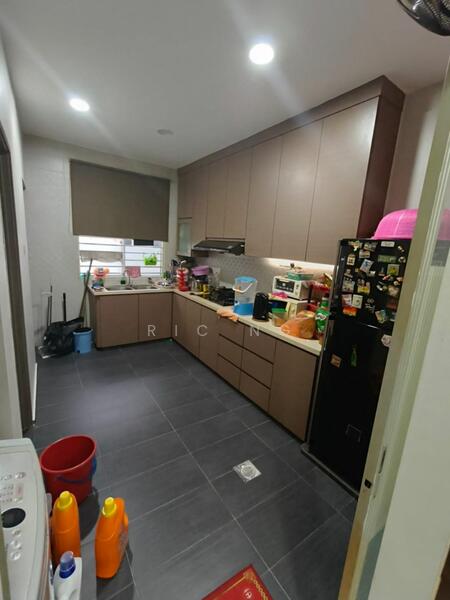 Untuk Dijual - jalan intan taman daiman jaya