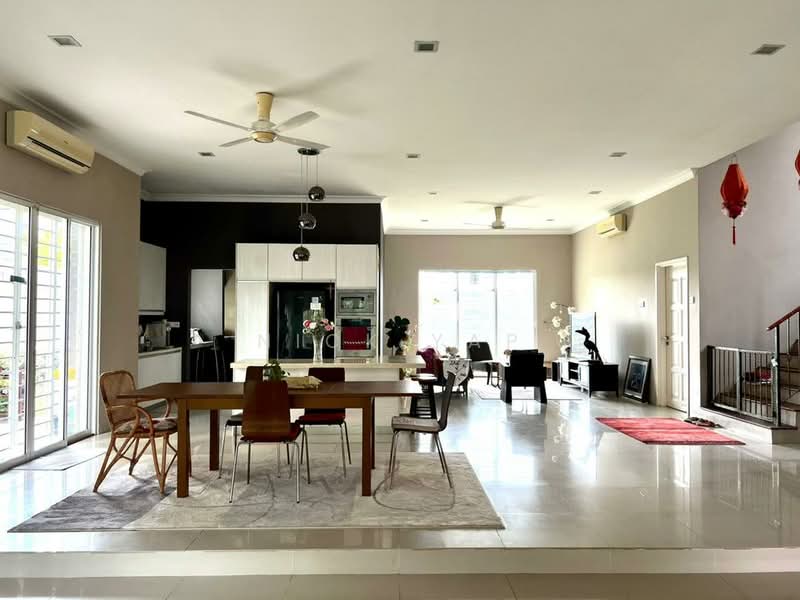 Bungalow House untuk Dijual di Taman Bukit Suria (Cheras) - Nick Yap - Living Room - PropertyGuru.com.my