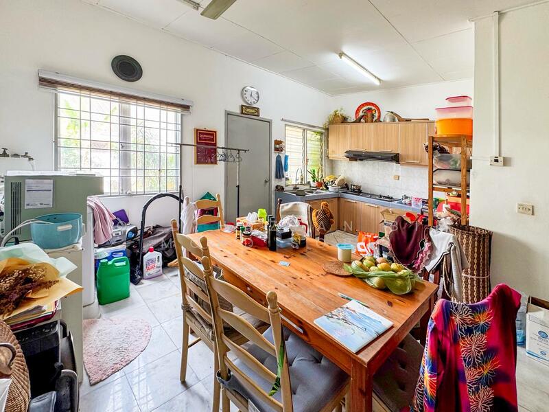 For Sale - End Lot Single Storey @ Bandar Tasik Puteri