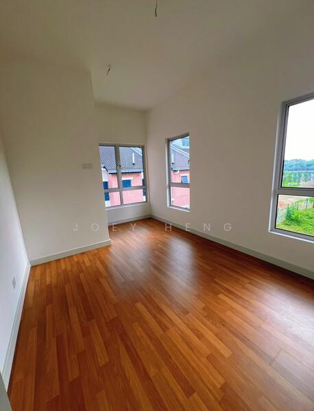 2-storey Terraced House for Sale in Bandar Baru Senawang (Senawang) - Joey Heng - Bedroom - PropertyGuru.com.my