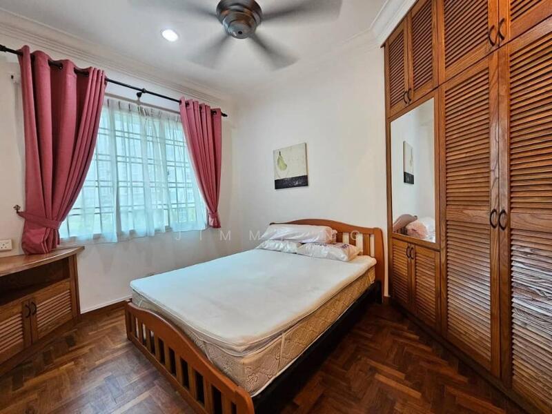 For Rent - Petrie Condominium