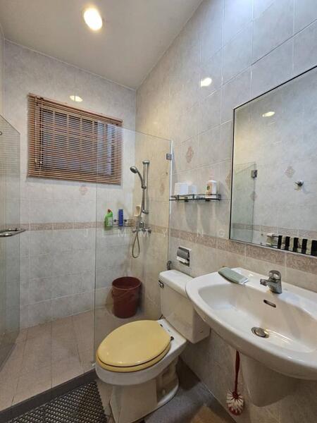 For Rent - Petrie Condominium