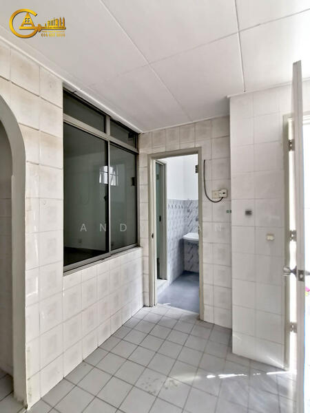 Kitchen to yard area