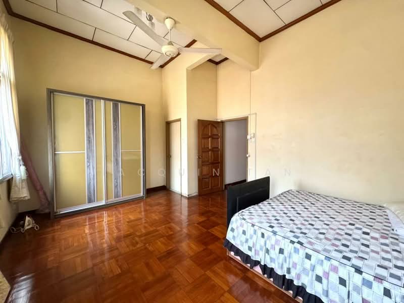 Bungalow for Sale in Taman Taynton View (Cheras) - Jacquin Tan - Bedroom - PropertyGuru.com.my