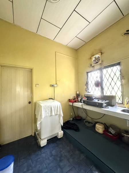 Bungalow for Sale in Taman Taynton View (Cheras) - Jacquin Tan - Kitchen - PropertyGuru.com.my