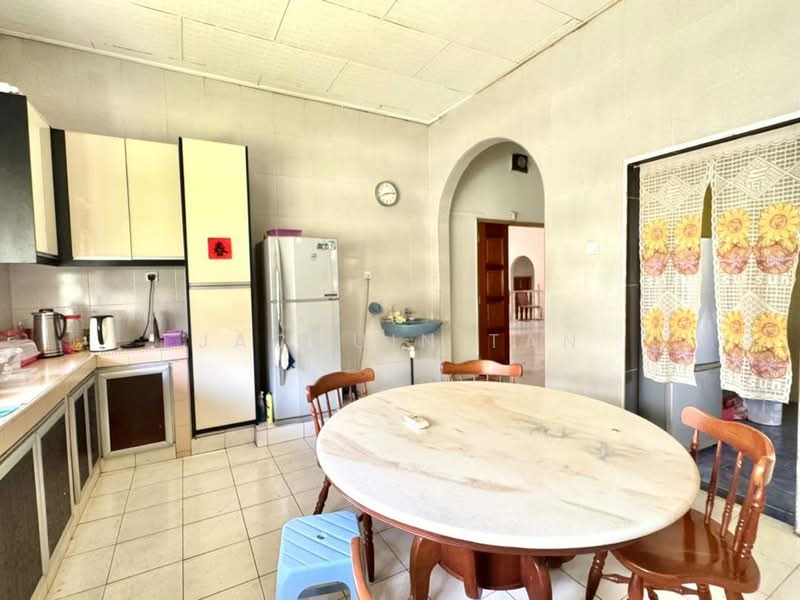 Bungalow for Sale in Taman Taynton View (Cheras) - Jacquin Tan - Kitchen - PropertyGuru.com.my