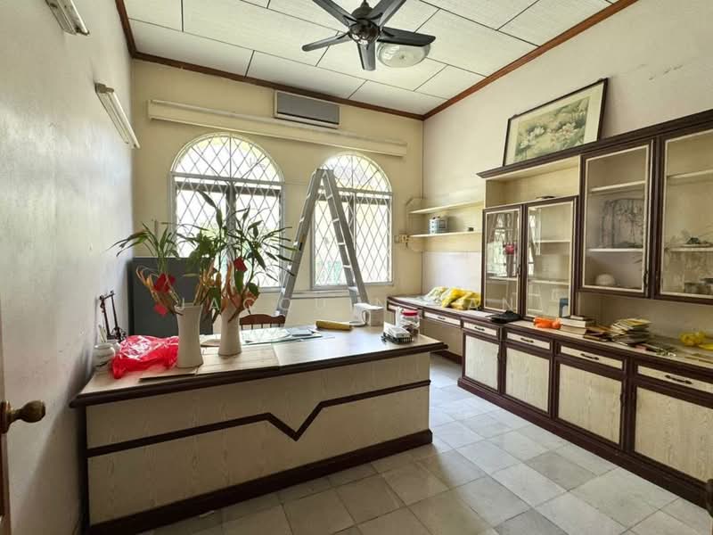 Bungalow for Sale in Taman Taynton View (Cheras) - Jacquin Tan - Study - PropertyGuru.com.my