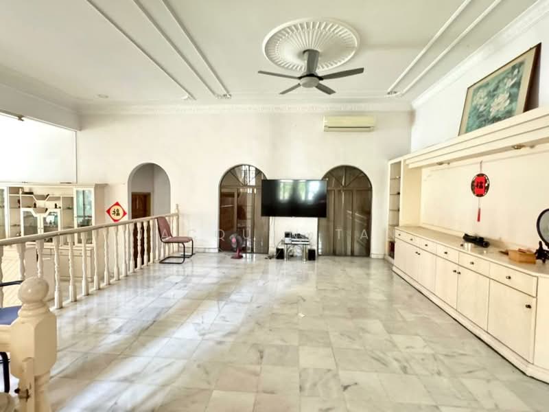 Bungalow for Sale in Taman Taynton View (Cheras) - Jacquin Tan - Living Room - PropertyGuru.com.my