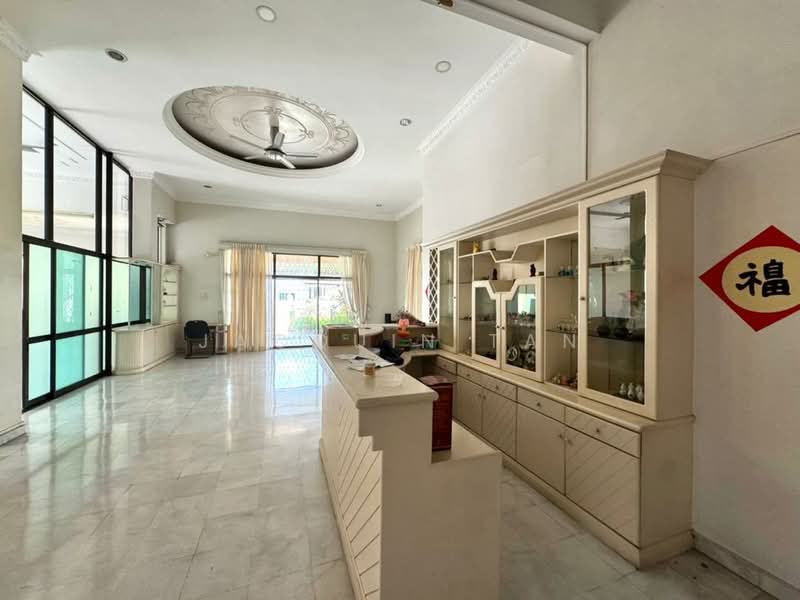 Bungalow for Sale in Taman Taynton View (Cheras) - Jacquin Tan - Living Room - PropertyGuru.com.my