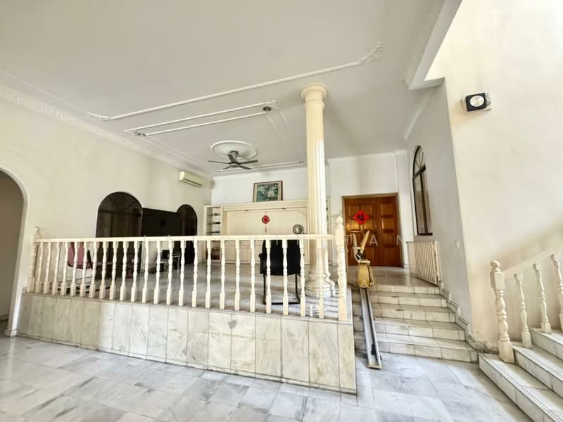Bungalow for Sale in Taman Taynton View (Cheras) - Jacquin Tan - Living Room - PropertyGuru.com.my