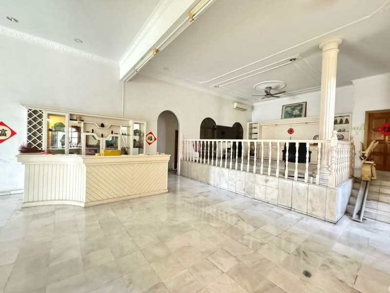 Bungalow for Sale in Taman Taynton View (Cheras) - Jacquin Tan - Living Room - PropertyGuru.com.my