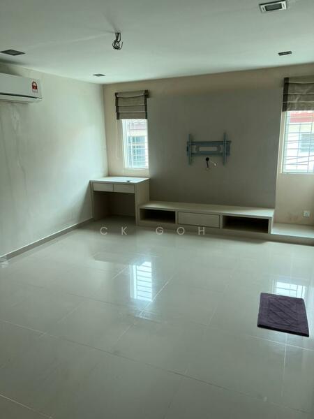 Terraced House for Rent in Island Glades (Jelutong) - CK Goh - Living Room - PropertyGuru.com.my