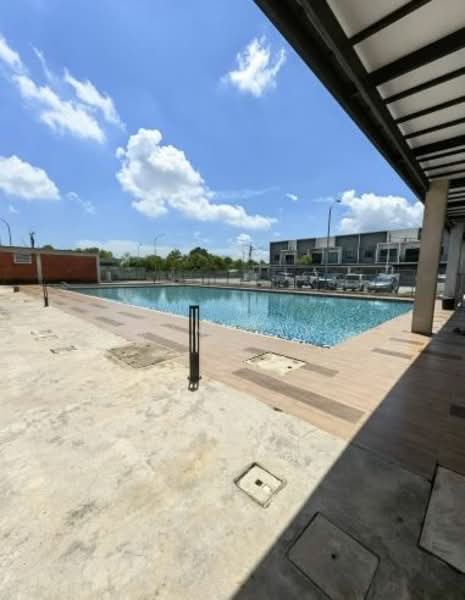 2-storey Terraced House for Sale in Kuantan (Pahang) - Jyn Yap - Pool - PropertyGuru.com.my