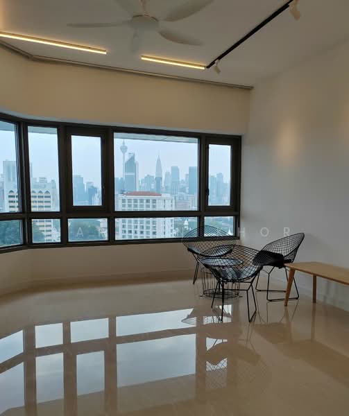 Servis Apartment untuk Dijual di The Sentral Residences - Marilyn Khor - Living Room - PropertyGuru.com.my