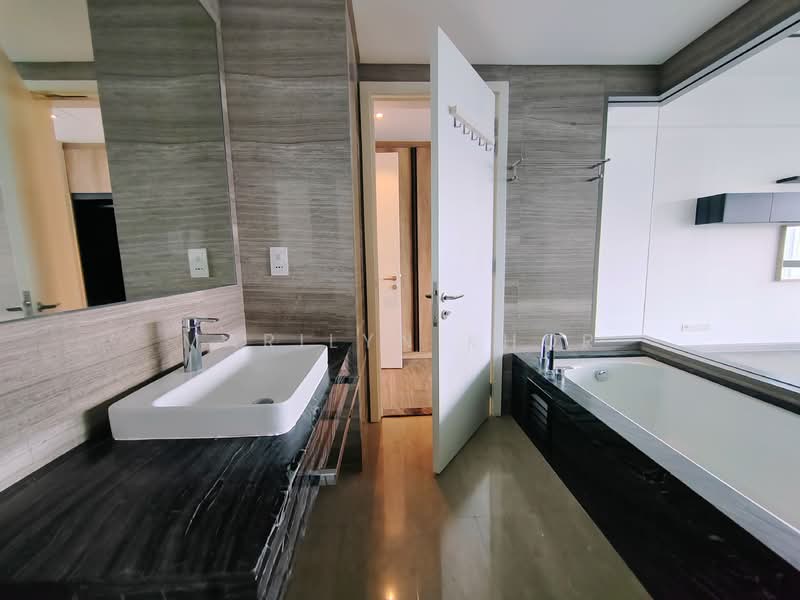 Servis Apartment untuk Dijual di The Sentral Residences - Marilyn Khor - Bathroom - PropertyGuru.com.my