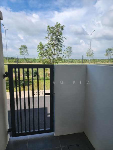 2-storey Terraced House for Sale in Bandar Gamuda Cove (Dengkil) - William Pua - Entrance - PropertyGuru.com.my