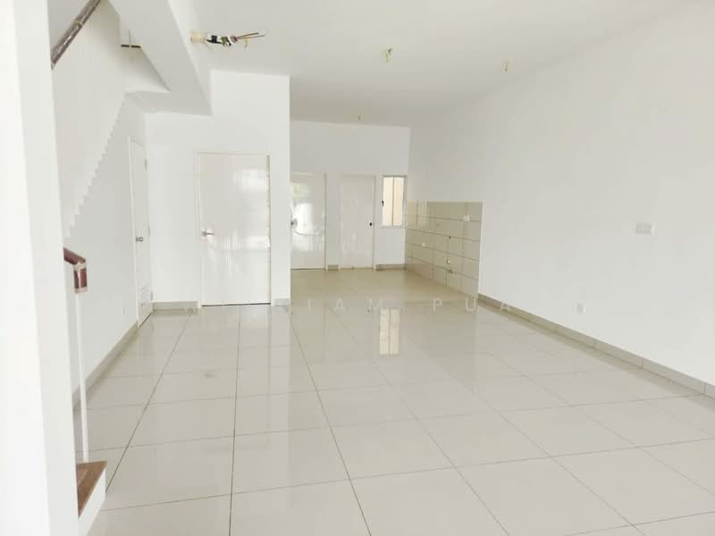 2-storey Terraced House for Sale in Bandar Gamuda Cove (Dengkil) - William Pua - Living Room - PropertyGuru.com.my