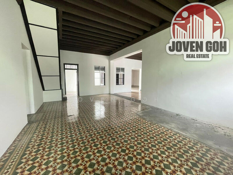 For Sale - 4 Adjoining 2 Storey Heritage House 14,000sf Georgetown Fully Refurbished