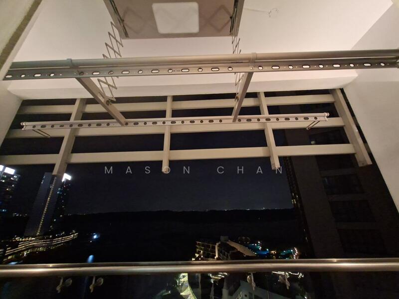 Customized cloth hanging rack