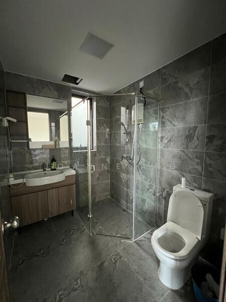 Cluster House for Sale in Forest City (Gelang Patah) - Joanne Ang - Bathroom - PropertyGuru.com.my