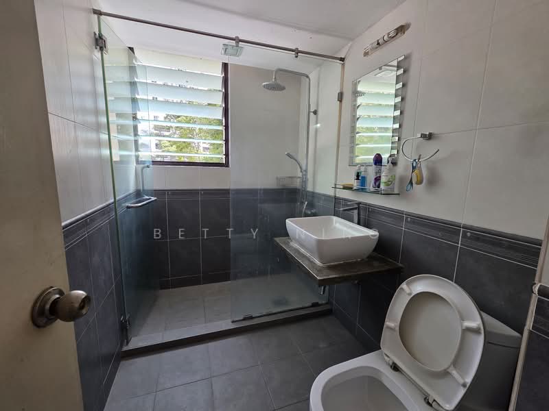 Condominium for Sale at Mont Kiara Pines - Betty Ning - Bathroom - PropertyGuru.com.my
