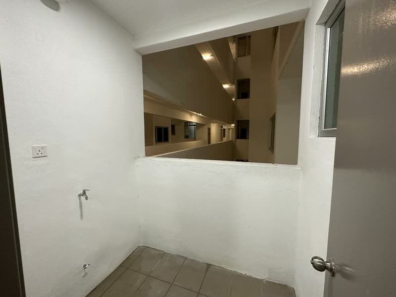 Platinum Splendor Residence untuk Untuk Dijual - RM 460,000, Mac 2026 - Balcony - PropertyGuru.com.my