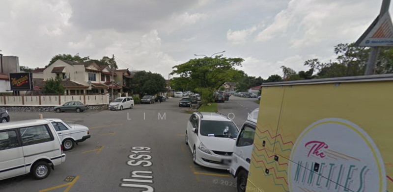 Subang Jaya Crowded Area Corner Shop untuk Untuk Disewa - RM 17,000 /bulan, Apr 2026 - Exterior - PropertyGuru.com.my