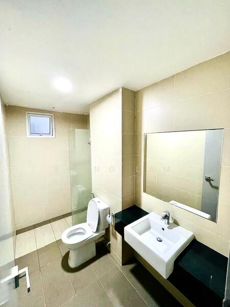 Condominium for Rent at Tropicana Bay Residences - Shing Lam - Bathroom - PropertyGuru.com.my