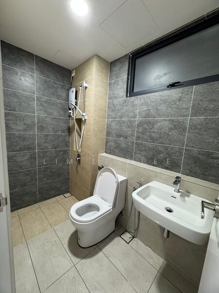 Service Residence for Rent at Setia City Residences - Lim Lee Lee - Bathroom - PropertyGuru.com.my