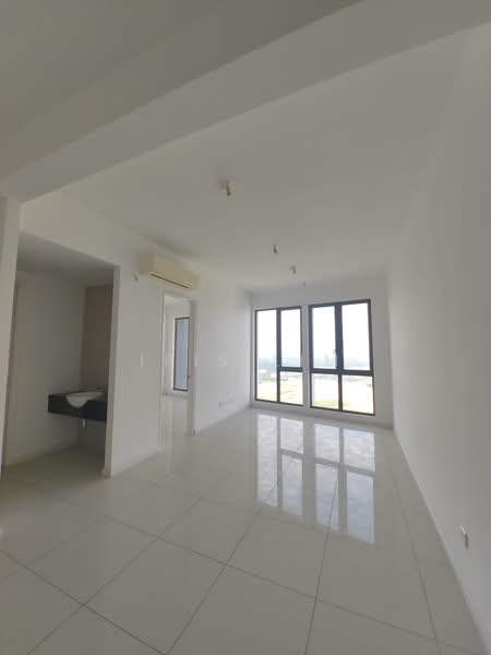 The Elysia Park Residence untuk Untuk Dijual - RM 320,000, Mac 2026 - Living Room - PropertyGuru.com.my