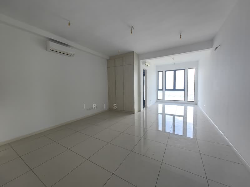 The Elysia Park Residence untuk Untuk Dijual - RM 320,000, Mac 2026 - Living Room - PropertyGuru.com.my