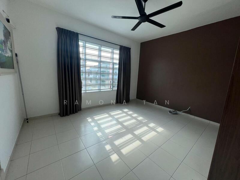 For Sale - Taman Belimbing Harmoni