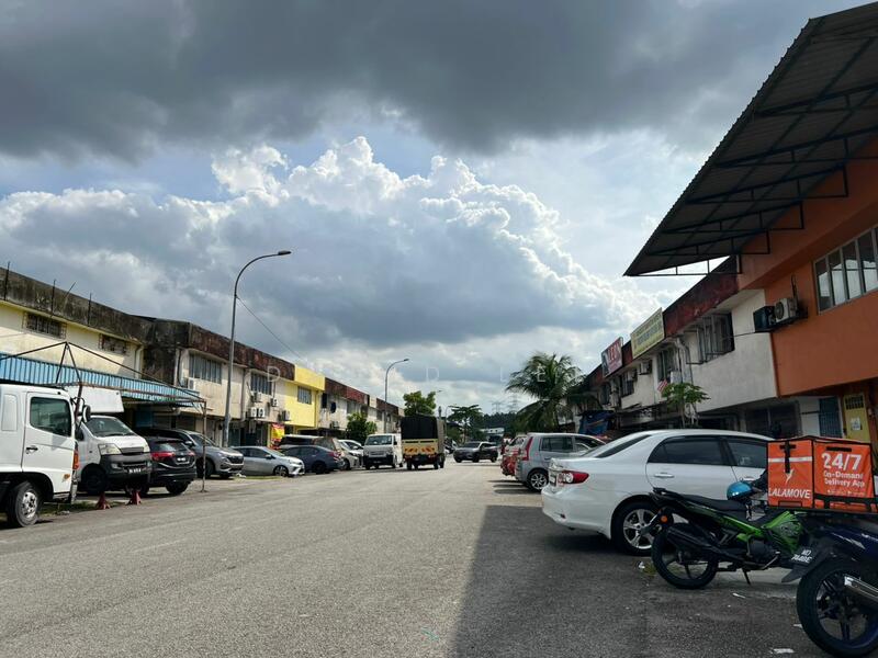 Terrace Factory for Rent in Taman Perindustrian Taming Jaya (Balakong) - David Lee - Exterior - PropertyGuru.com.my